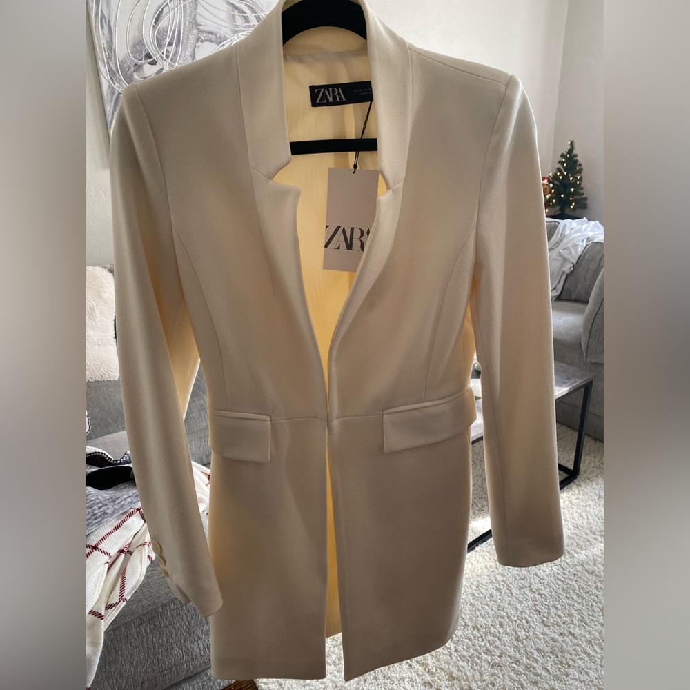 Brand New Zara White Blazer